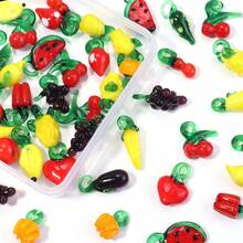 5 Stücke bunte lebensechte Obst- & Gemüseanhänger, Kirsche, Erdbeere, Gurke und weitere süße kleine Anhänger für Halskette, Ohrringe, Armband DIY, leuchtende Gemüseanhänger für den Sommer - Verschiedenfarbig - Übersicht 6