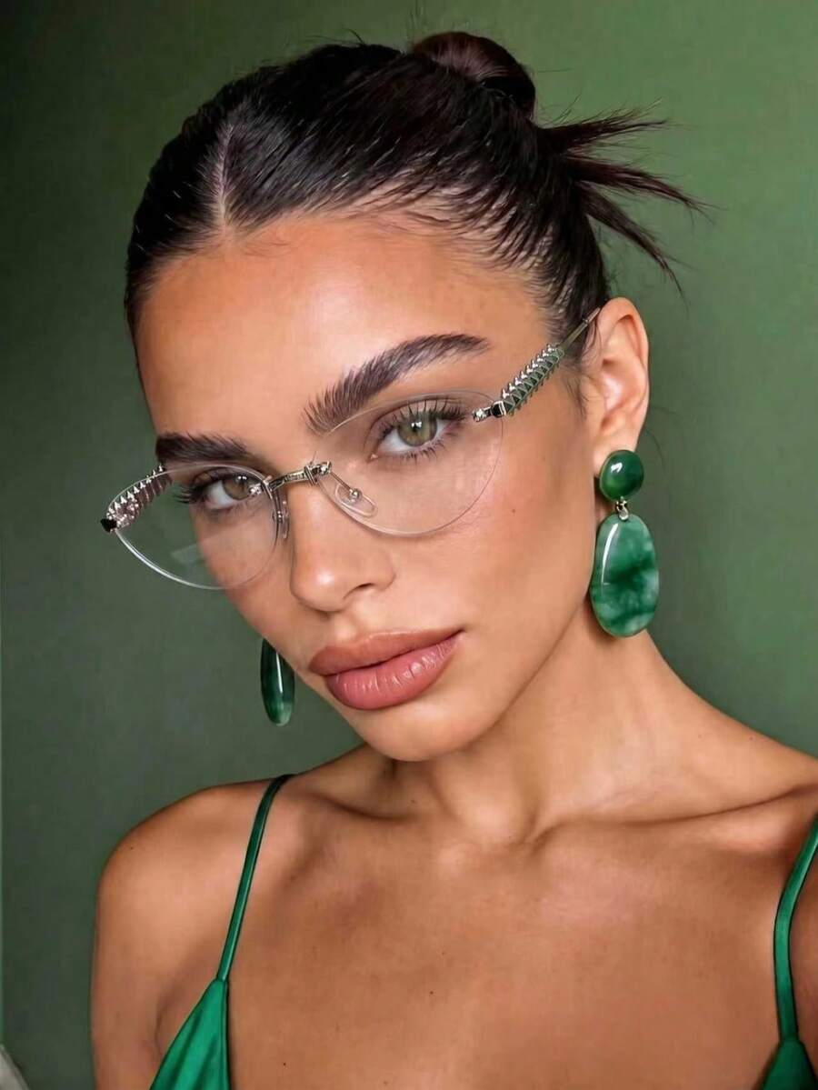 1 pieza Gafas de mujer con montura sin patillas, triángulo, ojos de gato, remaches metálicos, estilo moderno retro Y2K, para uso diario, vuelta al colegio, decoración, ordenador - Multicolor - Ver 1