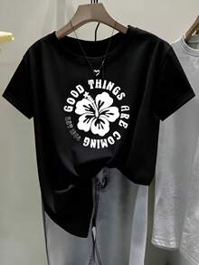 ImpieAndVersatileDesign 1 Piece. Good Things Are Coming Soon. Women's 100% Cotton Hawaiian Floral Print T-Shirt. Casual Everyday Style. Soft. Classic Style. Unisex. Bestseller. Holiday Gift. Cotton T-Shirt. - 黑色 - 查看 6