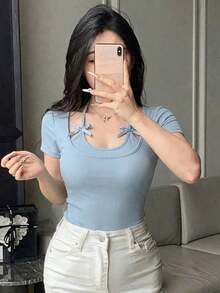 Camiseta de manga corta de ajuste ceñido, casual y sexy con decoración de lazo en el cuello halter para mujer - Celeste - Ver 5
