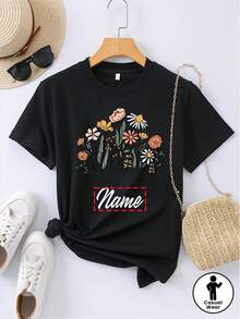Modern, Casual Women's T-Shirt, Perfect For Parties Or Lounging At Home. Made From 100% Cotton, It Has A Relaxed Fit. This Customizable Women's T-Shirt Features A Sweet And Casual Floral Bouquet Print, A Versatile Round Neck, And Short Sleeves. - 黑色 - 查看 7