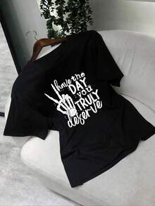 Women's Casual Crew Neck T-Shirt, Printed With The Words "Have The Day You Truly Deserve" On The Back - Soft Fabric, Suitable For Summer, Vacation And Daily Wear, Machine Washable, Paired With A Cover-Up Blouse (Not See-Through), Suitable For Both Work And Casual Outfits. - 黑色 - 查看 1