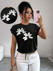 Camiseta de mujer con flores tridimensionales lindas y contrastantes para verano y otoño - Negro - Ver 1