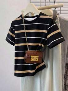 Camiseta de manga corta holgada con cuello redondo, estilo asimétrico a rayas, minimalista y casual, para mujer.Versátil y adecuada para primavera/verano y temporada deportiva - Multicolor 14 - Ver 1