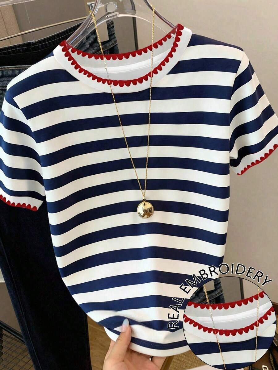 Camiseta de mujer con cuello redondo, estampado de corazones y lunares, y bloques de color - Blanco 3 - Ver 1
