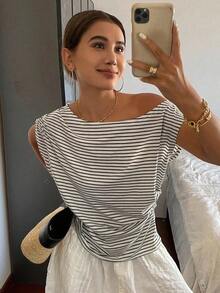 Camiseta de manga corta ajustada con hombros descubiertos y fruncidos a rayas para mujeres - Blanco - Ver 9