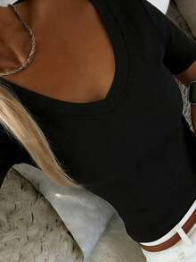 Camiseta de mujer de unicolor, cuello de pico, ajustada, con pliegues y manga corta, para verano - Negro 9 - Ver 3