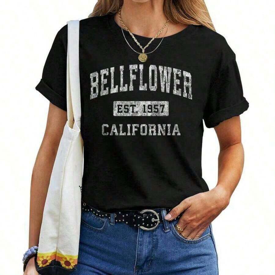 New Release Streetwear Style Short Sleeve T-Shirt, 1 Piece, Bellflower California Ca Vintage, Women's Vintage Sports T-Shirt, Printed T-Shirts, 100% Cotton. - 黑色 - 查看 1