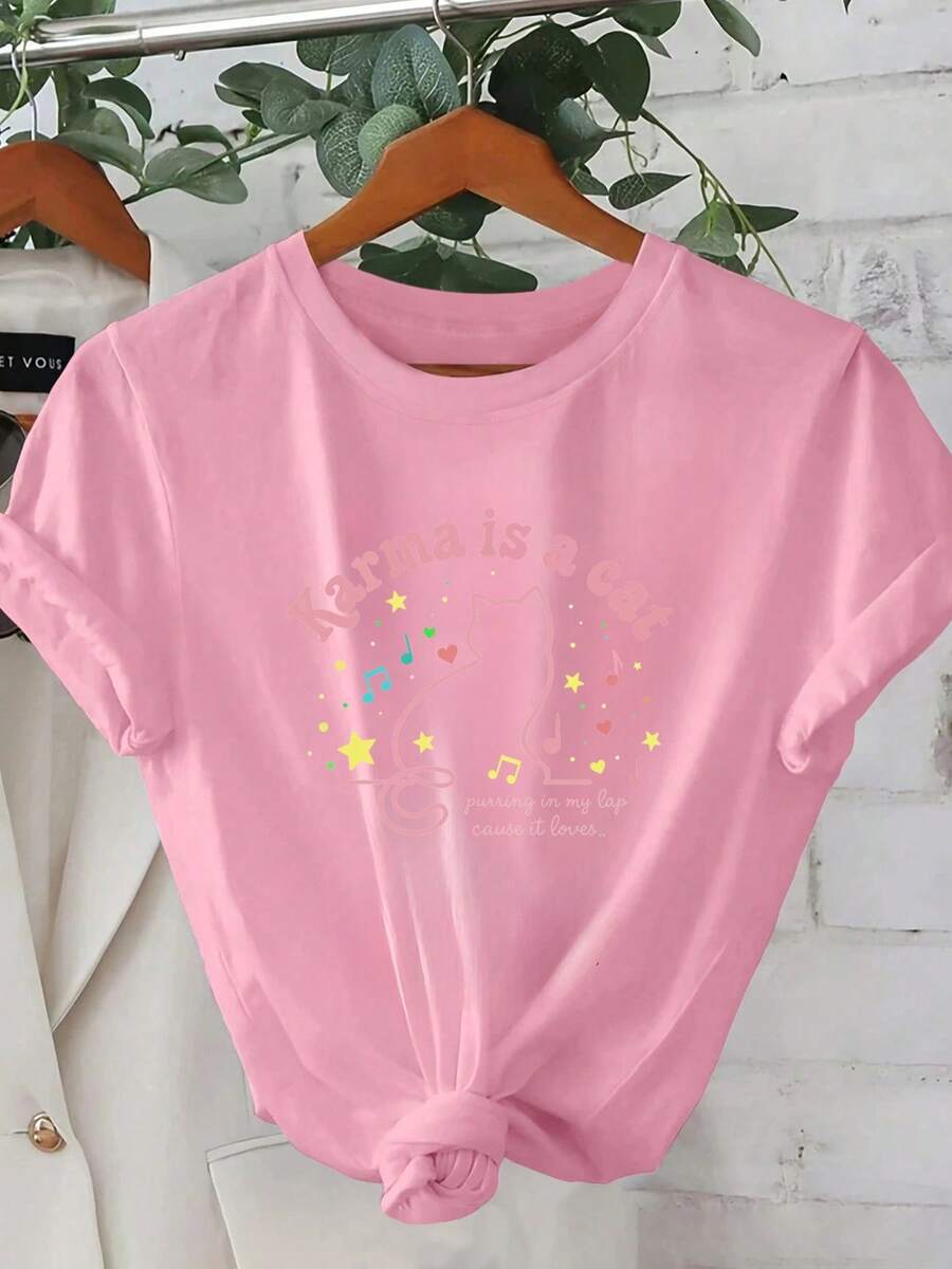 Women's Short-Sleeved T-Shirt, Regular Fit - 2D Geometric Design Of A Cat Surrounded By The Phrase 'Karma Is A Cat' In A Modern Urban Style. | Suitable For Holidays And Leisure | Suitable For A Festive Atmosphere ZW0B - 粉紅色 - 查看 1