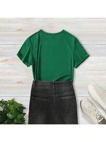 Camiseta "Mamá Orgullosa de un Graduado de 2026" - 1 pieza, 100% Multicolor, Cuello Redondo, Moda Y2K, Vintage, Transpirable, Ropa Urbana, , Casual, Versátil, Esencial de Verano - Regalo para Reuniones Familiares, Camiseta de Graduación Universitaria para Mujer - Verde - Ver 2