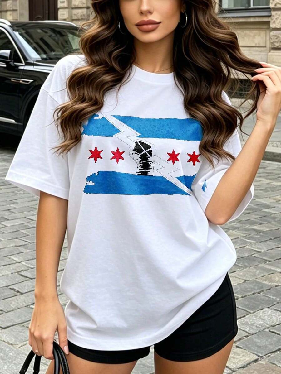 Women's Soft And Casual Short-Sleeved Crew Neck T-Shirt With A Chicago Flag Graphic Print, Perfect For Everyday Wear That Reflects City Pride. Black. - 白色 - 查看 1