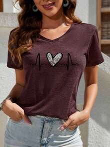 Camiseta de mujer de manga corta con cuello en V con estampado de corazón y leopardo - Burdeos - Ver 3