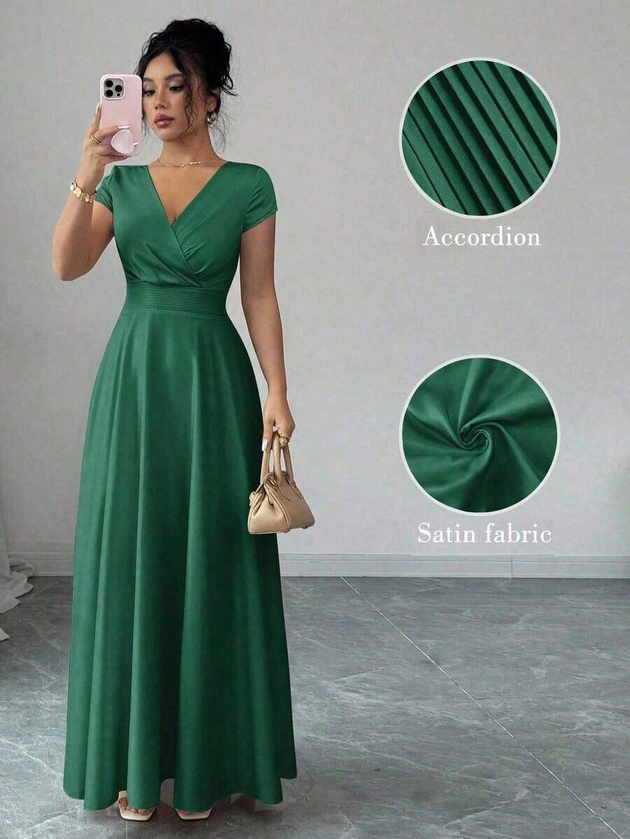 Vestido elegante y romántico para mujeres con cuello en V, mangas cortas y cintura ceñida - Verde Oscuro - Ver 1