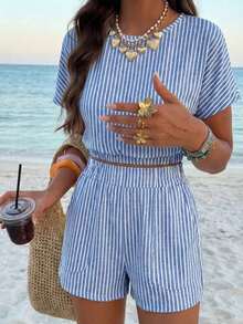 Conjunto de 2 piezas casual y elegante para primavera/verano con blusa de cuello redondo con estampado floral vintage y dobladillo recogido, y shorts con bolsillo con volante en la cintura - Multicolor 11 - Ver 3