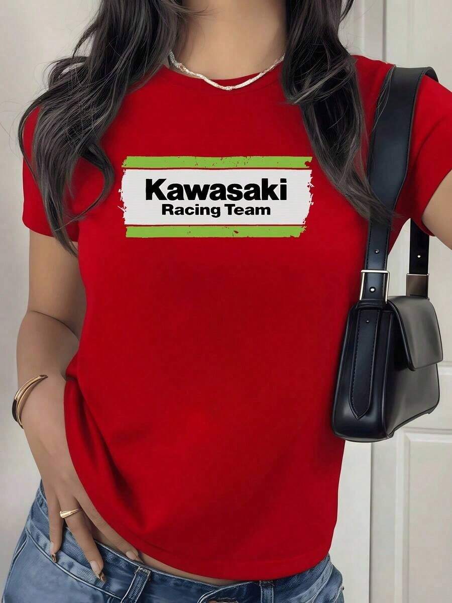 100% Cotton. Green Stripe With White Lettering Symbolizing Speed And Energy, Inspired By The Spirit Of Competition, On A Modern Background. Women's 100% Cotton T-Shirt, Comfortable And Stylish. Women's Simple Solid Color T-Shirt, Loose And Slim Fit Casual Short Sleeve - 紅色的 - 查看 1