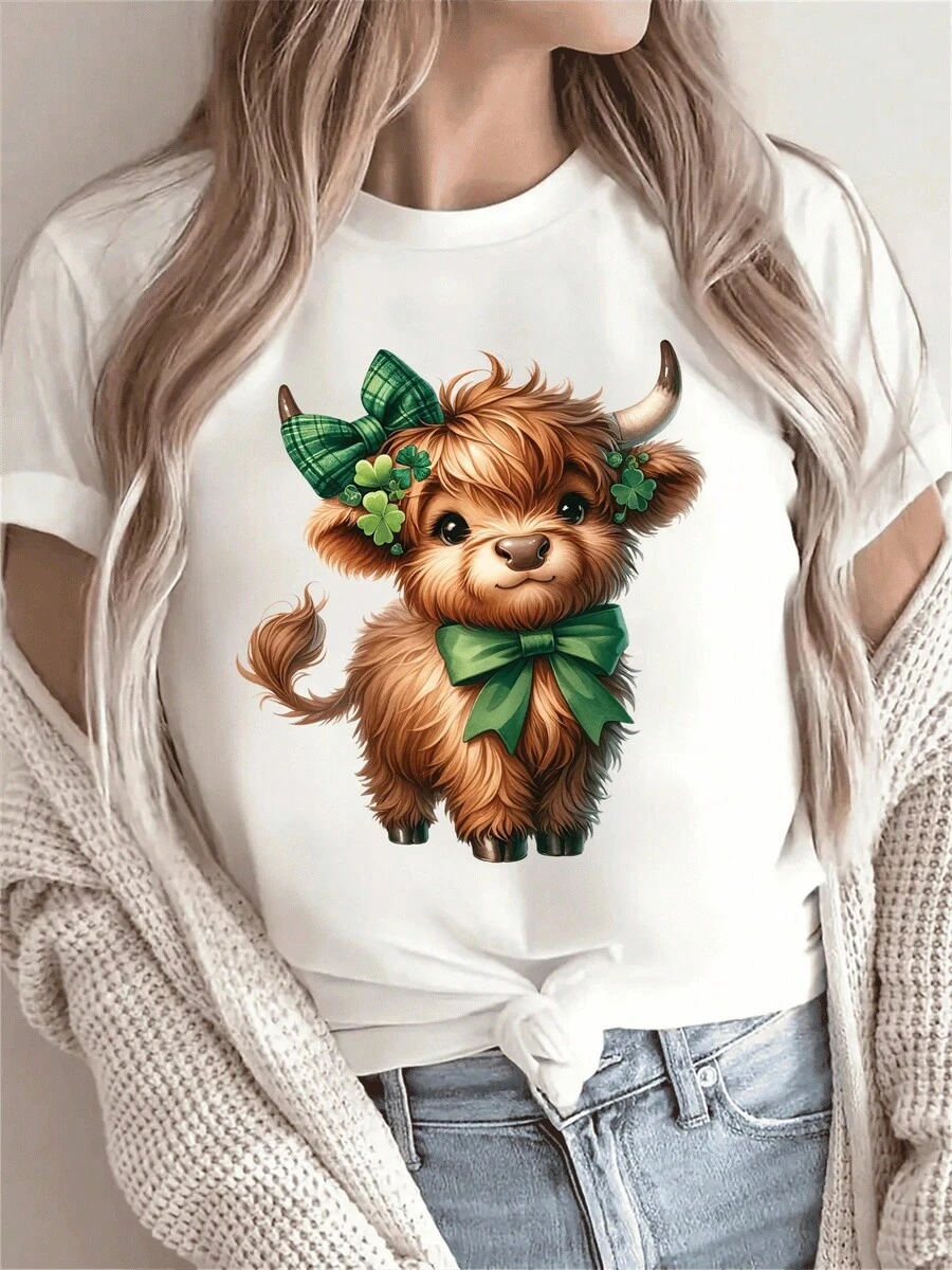 Women's Short-Sleeved Crew Neck T-Shirt With A Cartoon Print Of A St. Patrick's Day Calf, Casual Sporty Style, Cool Summer Clothing For Women. - 白色 - 查看 1