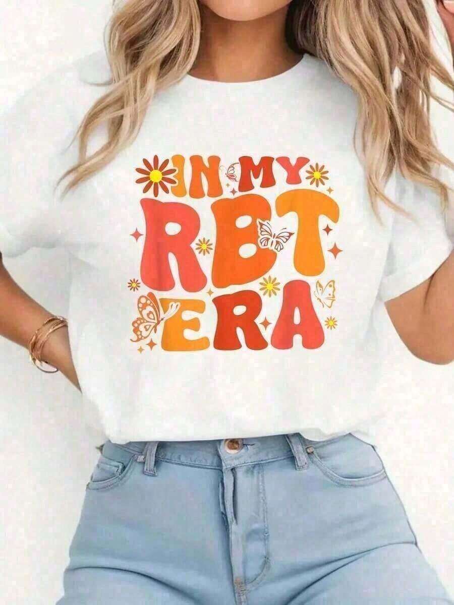 100% Cotton. White T-Shirt With The Phrase "Groovy In My Rbt Era" Printed On It, Casual Short-Sleeved Crew Neck T-Shirt For Women - Perfect For Festive Seasons And Outdoor Activities - Stylish Printed T-Shirt - MZCN TRADING LIMITED - Casual Everyday Wear. Women's Simple Solid Color T-Shirt, Loose And Slim Fit Casual Short Sleeve - 白色的 - 查看 1