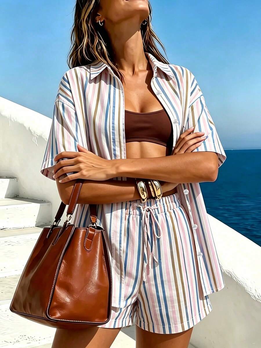 Bộ áo sơ mi kẻ sọc nữ kiểu dáng thường ngày kèm quần short cạp chun, phong cách thường ngày mùa hè đi biển. - Nhiều màu - Xem 1