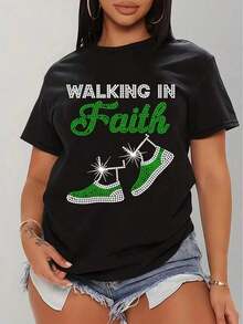 Graphic Tee With Rhinestone Sneaker Design "Walking In Faith" By Mexican Walking In Faith, Round Neck, Short Sleeve, Bright Green Shoe Design, Casual Wear For All Seasons, Round Neck Graphic Tee, Cotton Fabric, Summer Fashion For Women. - 黑色 - 查看 1