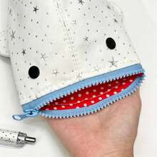 Hộp bút hình cá mập Little Shark Creative Shark: Hộp đựng văn phòng phẩm dễ thương và vui nhộn với dung lượng lớn dành cho học sinh. - Hộp bút hình cá mập - Xem 3