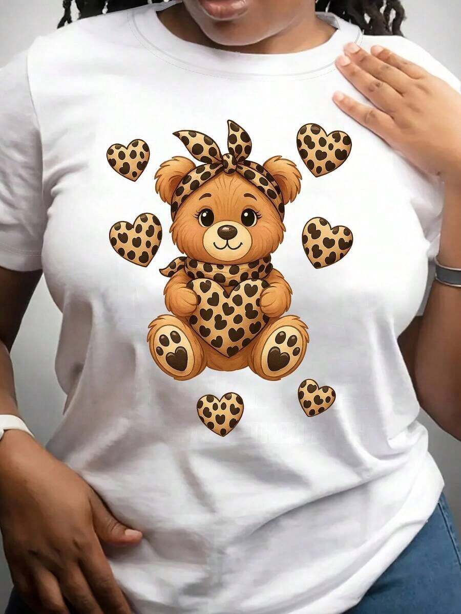 Camiseta de manga corta con estampado de leopardo y diseño de corazón y oso para mujer - Top casual de cuello redondo, suave y elástico para primavera, verano y otoño, lavable a máquina, camiseta con diseño de animales adorables, moda de primavera, estilo pullover, ropa de temporada, ajuste cómodo, camiseta estampada, estilo vintage urbano unisex, camiseta de manga corta de algodón holgada con cuello redondo, blusas para mujer. blusas.blusas casuales para dama.Impresión de osos cariñosos.Camiseta estampada Impresión de osos cariñosos. - Blanco - Ver 1