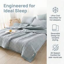 [1pc Summer Thin Quilt] Floral Printed Dreamy Summer Thin Quilt, Double-Sided Printing Design, Adds Color To Your Bedroom, Soft And Fluffy Like Hugging Clouds, Lightweight And Portable For Multiple Scenarios Such As Dorm, Sofa, Bedroom, Office Nap, Car, Travel, Camping, Fishing, Available In Multiple Sizes To Fit Different Bed Types - Minimalist Style - View 1