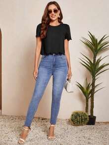 Blusa con mangas abullonadas, recorte ondulado y escote en la espalda, Blusas de manga corta - Negro - Ver 4