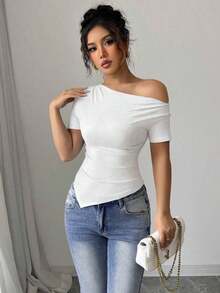 Camiseta de punto elástica de corte asimétrico con hombros oblicuos y volantes para mujer, de primavera/verano, camiseta de señora cómoda y de moda - Blanco - Ver 5