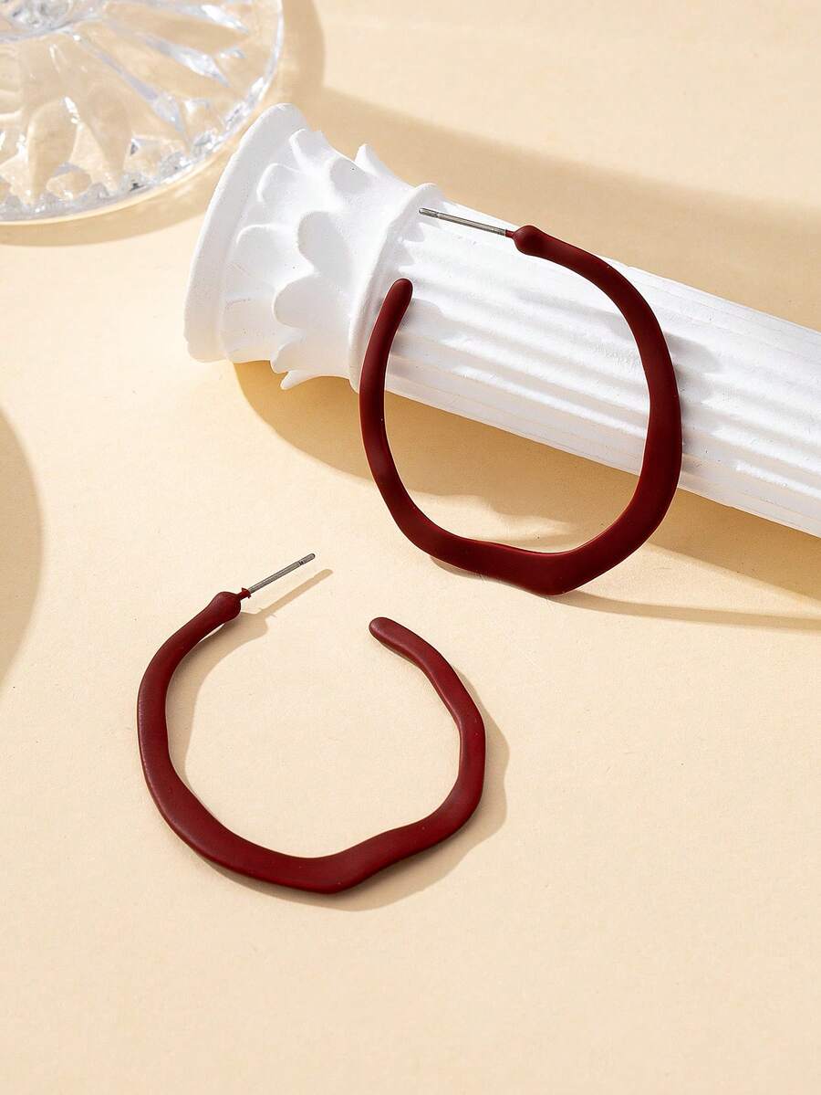 1 Pair Minimalist Fashion Elegant Versatile European And American Punk Geometric Asymmetrical Hoop Earrings For Women - Burgundy - View 1