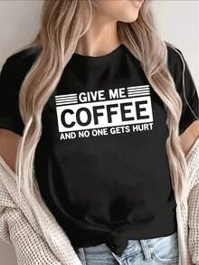FashionNEW Short-Sleeved T-Shirt With "Give Me Coffee And No One Will Get Hurt" Print, Casual Wear For Home, Coffee Shop Or Office, Lightweight And Durable Design, Perfect For Everyday Comfort And A Fun And Eye-Catching Look - Unisex Loose Cotton Short-Sleeved Crew Neck T-Shirt, Urban Vintage Style. - 黑色 - 查看 1