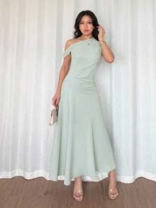 Vestido de cóctel elegante de estilo francés bohemio y chic con detalles de volantes, cuello asimétrico y silueta de línea A en color verde macaron, ideal para vacaciones, días festivos, graduación, citas - Verde - Ver 5