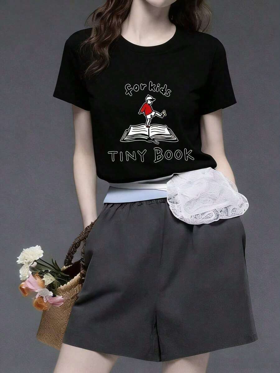 Women's White T-Shirt With A Book And Child Print, Super Cool And Comfortable! Printed T-Shirt For Casual Looks, The Cutest In Mexico. Don't Miss It! - 黑色 - 查看 1