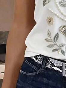 Selamara Blusa sin mangas de verano para mujer con estampado de mariposas y flores, cuello en V, diseño de cuello elegante, ajuste delgado, casual - Blanco 3 - Ver 3