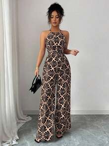 Mono de tela estampada con envolvente frontal para mujer, diseño que define la cintura para usar en ocasiones elegantes, ya sea de fiesta o diario - Marrón 3 - Ver 5