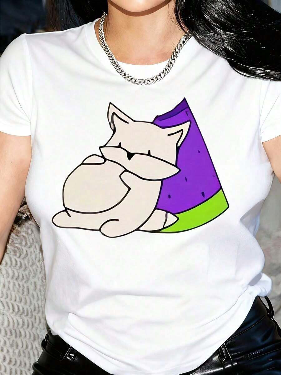 Under The Radar1pc Camiseta Casual de Manga Corta para Mujer con Estampado de Gato de Dibujos Animados, Cuello Redondo, Lavable a Máquina, Comodidad para Todas las Temporadas, Blanca con Detalles Morados y Verdes, Diseño Divertido, Ajuste Cómodo - Estilo Urbano Vintage, Camiseta Unisex de Algodón Holgada de Manga Corta con Cuello Redondo - Blanco - Ver 1