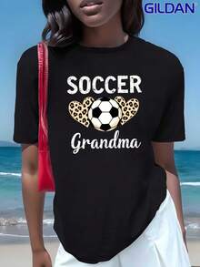 Camiseta Estampada para Mujer - Camiseta Casual de Manga Corta y Cuello Redondo con Diseño de Corazón de Leopardo y Texto SOCCER Grandma. Con un Corte Relajado para Todas las Estaciones, Perfecta para Uso Diario y Atuendos de Vacaciones (Lavable aáquina). - Negro - Ver 1