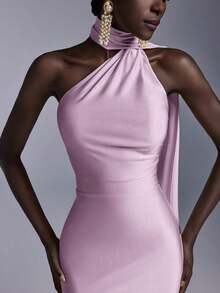 Vestido largo de sirena con espalda abierta y ajustado, de estilo minimalista, adecuado para asistir a fiestas formales, reuniones y galas formales de damas - Rosa Pálido - Ver 5