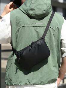 1个，尺寸23厘米*6厘米*14厘米，迷你黑色休闲胸包，男女通用时尚单肩包，斜挎包，多隔层胸包，适合学生、运动、骑行、旅行、健身、通勤等场合。 - 彩色 - 查看 11
