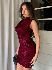 Vestido ajustado con fruncidos de estilo minimalista y sin mangas de unicolor para mujer - Burdeos - Ver 3