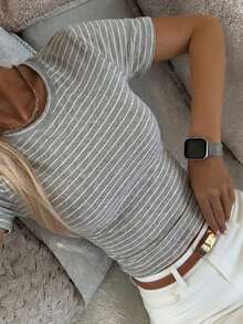 Camiseta de manga corta minimalista de unicolor para mujer, uso casual de todos los días en verano - Gris - Ver 2
