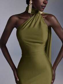 Vestido largo de sirena con espalda abierta y ajustado, de estilo minimalista, adecuado para asistir a fiestas formales, reuniones y galas formales de damas - Verde militar - Ver 4
