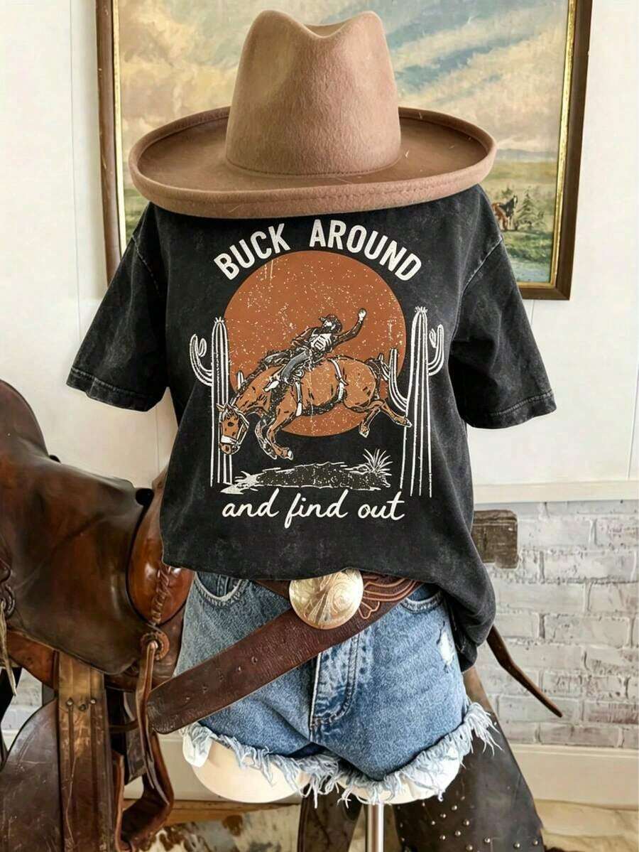 Women's Funny T-Shirt With Western Phrases "Bu Aro And Find Out" - Cowboy Hat Design With Cowgirl And Desert Cactus Pattern, Green Country Style Casual T-Shirt, Suitable For Country Music Festivals, Rodeos And Daily Wear, Machine Washable For All Seasons, Comfortable, Loose Fit With Bright Western Prints, Soft Easy Care Fabric, Perfect For Casual Outings And Theme Parties, Daily Wear For Men And Women, Women's Blouses, Women's Holiday Clothes (Unisex, Small And Fresh, Simple, For Teens). - 黑色 1 - 查看 1