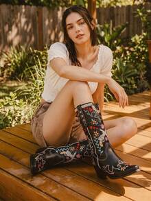 Embroidery Women Western Boots Block Heel Mid Calf Cowgirl Cowboy Shoes Retro Vintage Design Fashion Wedding Women Ridding Boots - 黑色 - 查看 2