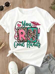 Conjuntos de verano para mujer: Camiseta de cuello redondo con estampado de leopardo y diseño de estetoscopio y jeringa para enfermeras, ideal para el trabajo o uso casual. Tops de verano. - Blanco - Ver 3