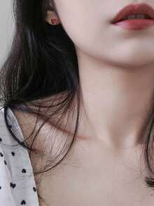 1對S925純銀紅色愛心耳釘，細緻百搭，適合女性 - 愛心 - 查看 4