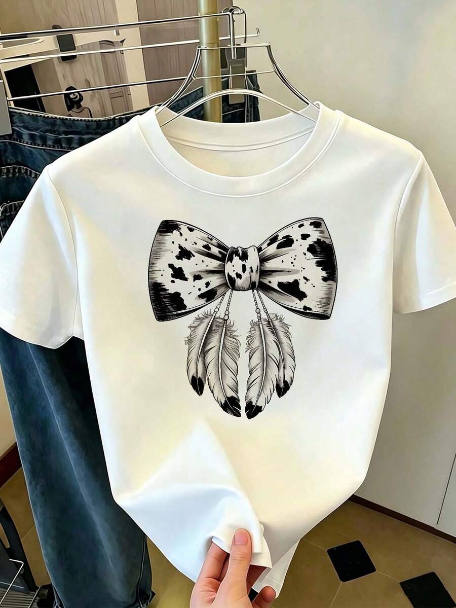Women's White T-Shirt With Bow And Feather Print, Casual Short Sleeve Crew Neck T-Shirt, Loose Boho Denim Style Blouse For Everyday Wear, Vacation And Casual Outfits - 白色 - 查看 1