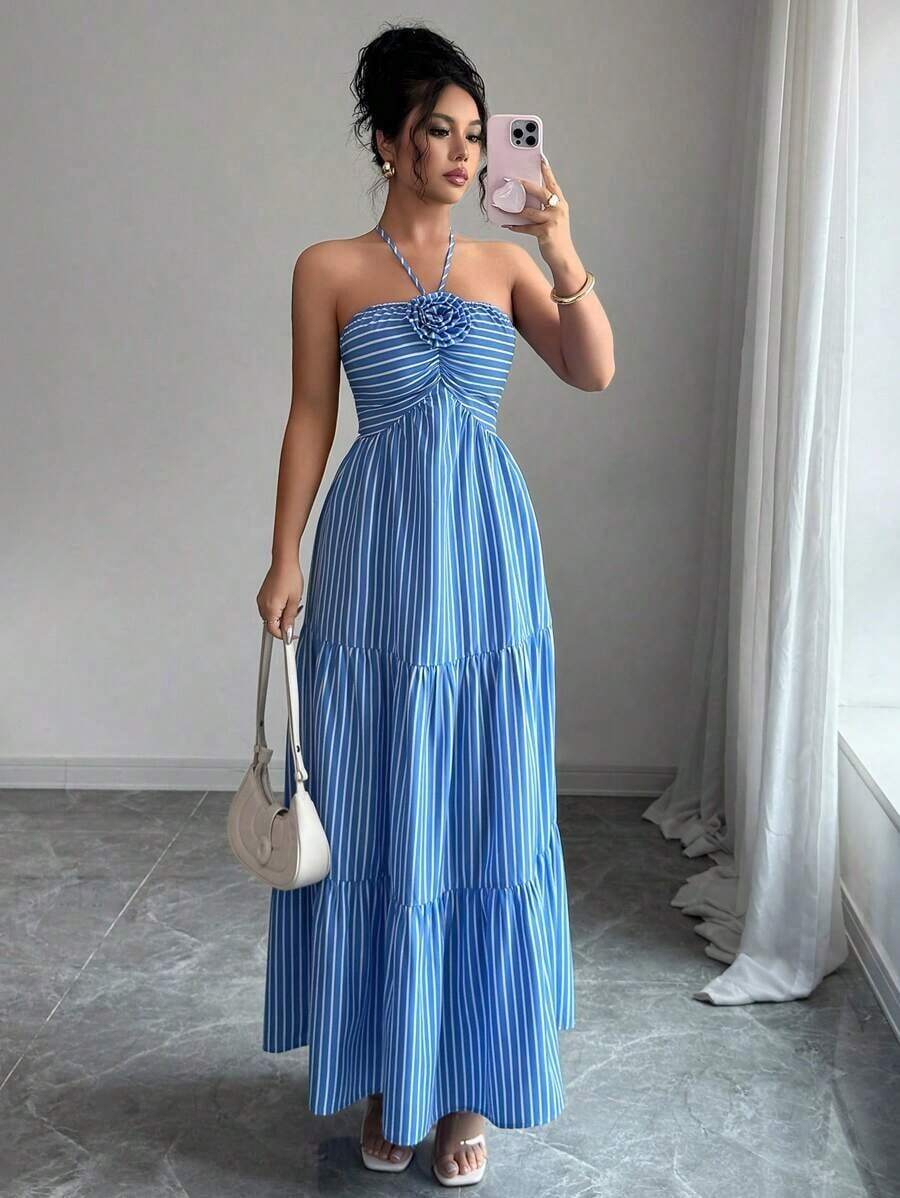 Vestido de playa largo a rayas con decoración de flores 3D para mujeres, Verano 2025 - Azul y blanco - Ver 1