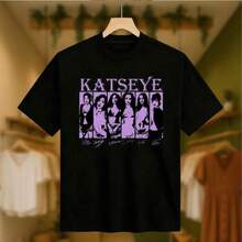 Katseye Women's Summer Fashion T-Shirt - Retro Pop Art Graphic Short Sleeve Style - 2026 Fan Style Fashion Outfit - Basic Casual Round Neck T-Shirt For Concerts, Women's Blouses, Blouses, Casual Blouses For Ladies, Casual Blouses For Ladies, Women's Tops, Tops, Unisex. - 黑色 - 查看 1