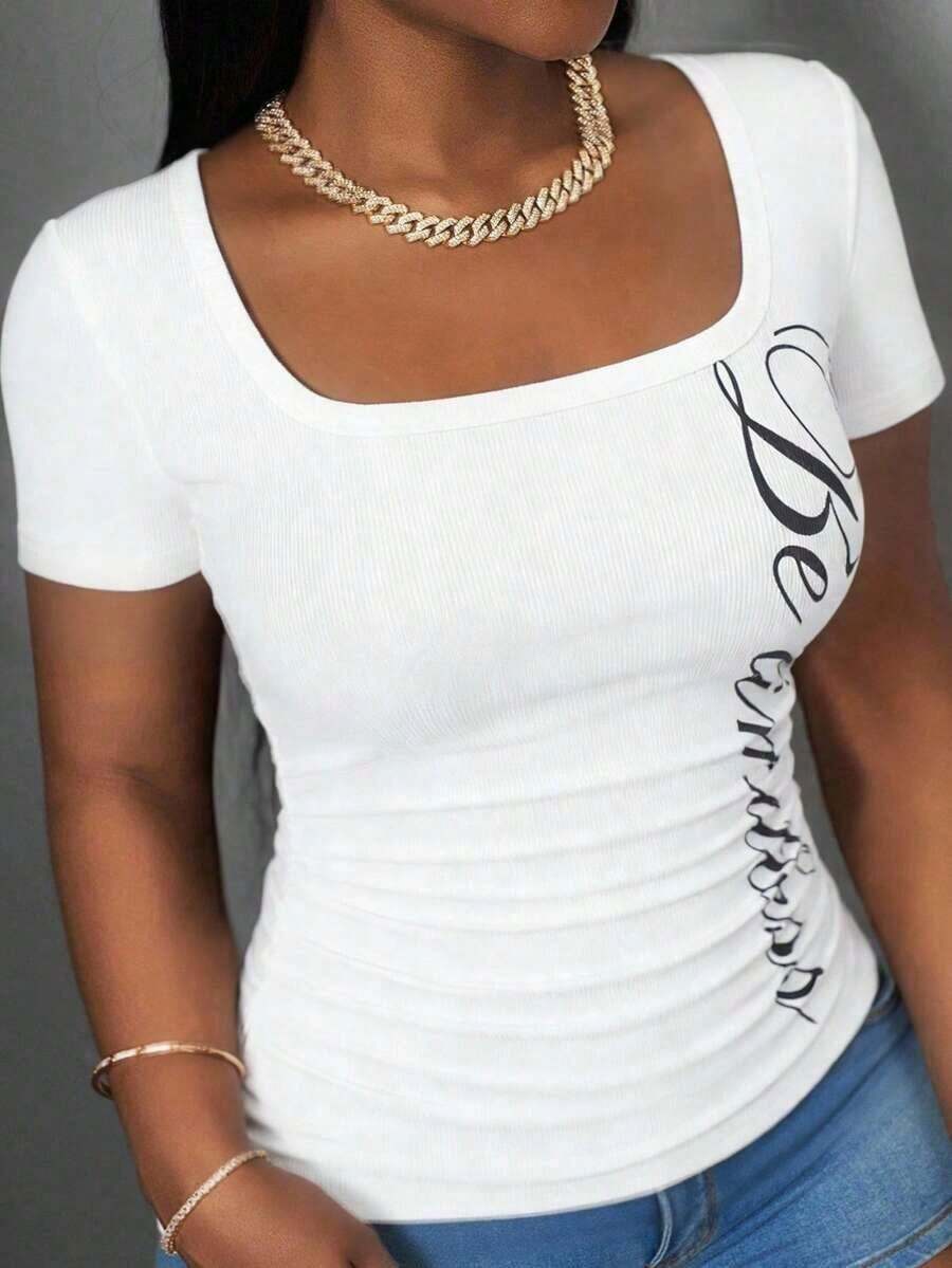 Camiseta blanca básica, casual y sencilla con cuello en V, manga corta, ajustada, con fruncido lateral, acanalada y elástica para mujeres, para el verano - Blanco - Ver 1