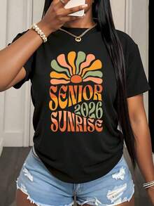 Sunrise 2026 Graduation T-Shirt For Women And Men, Unisex, Retro Vintage Sun Design, Gift For The Class Of 2026, Summer Outfit, 220g - Unisex Vintage Urban Style T-Shirt, 100% Pure Cotton, Short Sleeve And Round Neck. - 黑色 - 查看 3